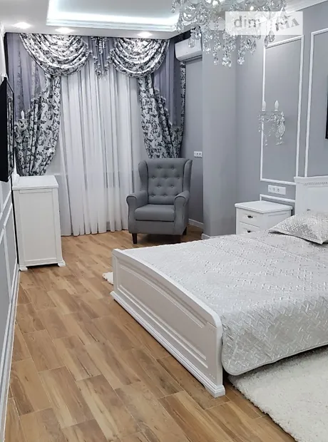 Орендувати квартиру за адресою вул. Генуезька, 3А на Findly.com.ua Квартира на вул. Генуезька, 3А, ID 356829, фото №1