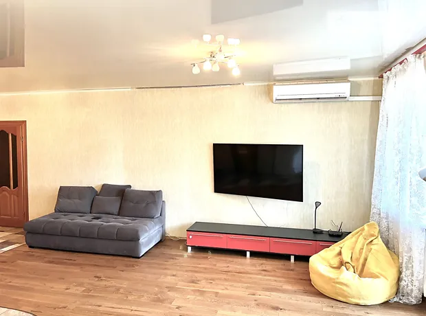 Квартира на вул. Срібнокільська, 24, ID 435012, фото №1