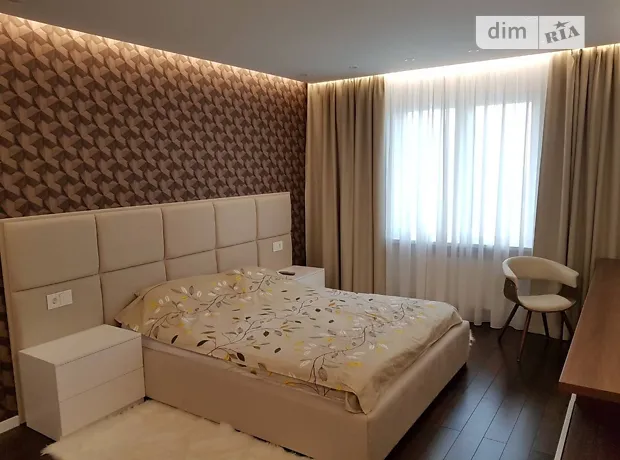 Квартира на вул. Сергія Данченка, 5, ID 383953, фото №1