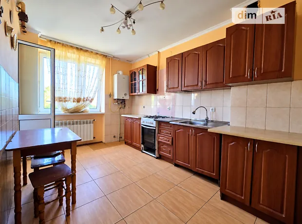 Квартира на вул. Головна, ID 396434, фото №1