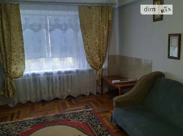 Орендувати квартиру за адресою вул. Перемоги, 135 на Findly.com.ua Квартира на вул. Перемоги, 135, ID 400608, фото №1