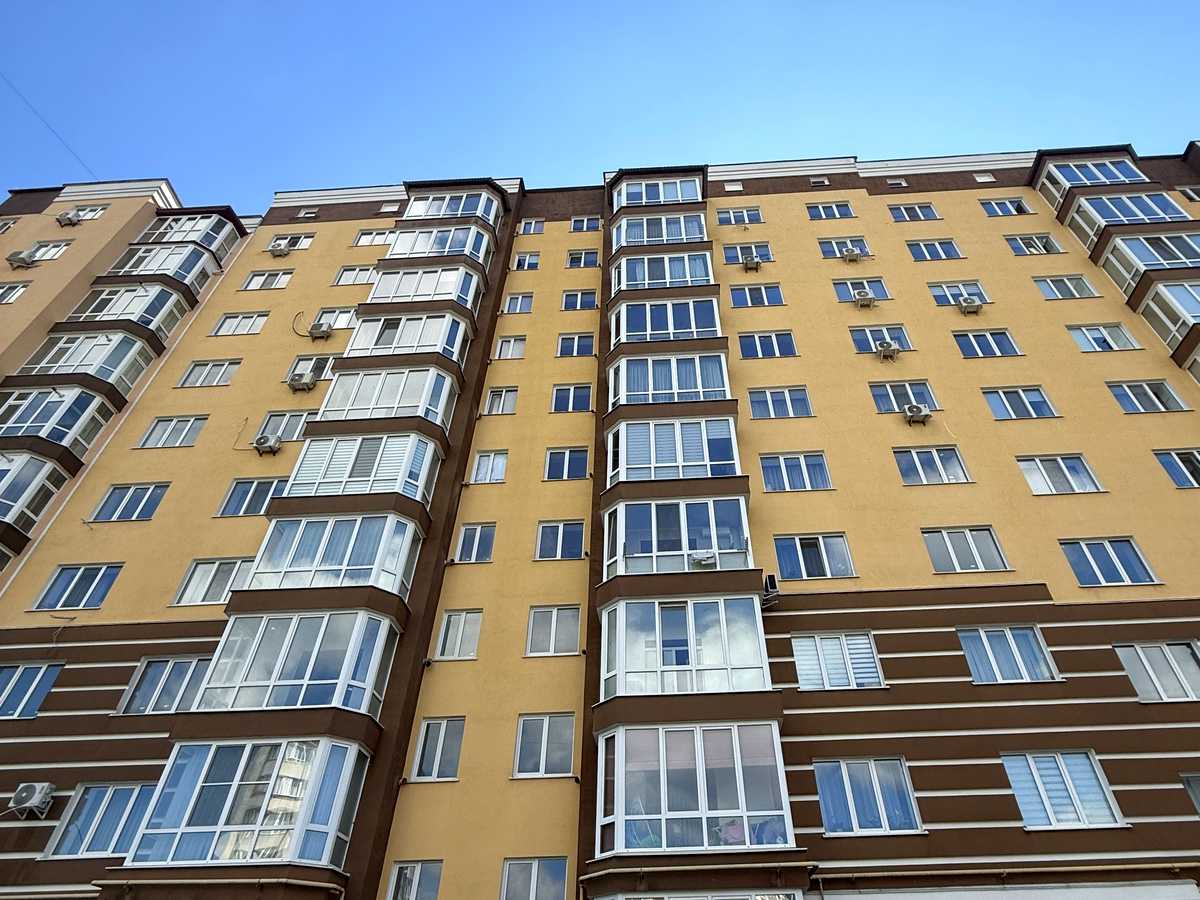 Купити квартиру за адресою вул. Максима Залізняка, 1в на Findly.com.ua Квартира на вул. Максима Залізняка, 1в, ID 393338, фото №1