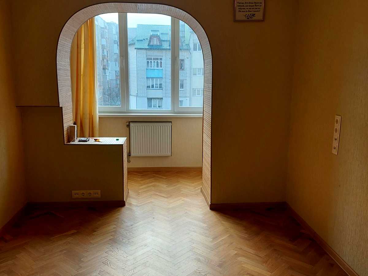 Квартира на вул. Євгена Коновальця вул., 7/9 в Львові, ID 309554, фото №2