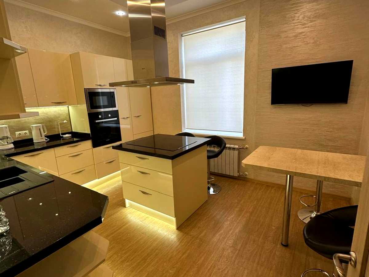 Квартира на вул. Лютеранська, 27-29, ID 394744, фото №1