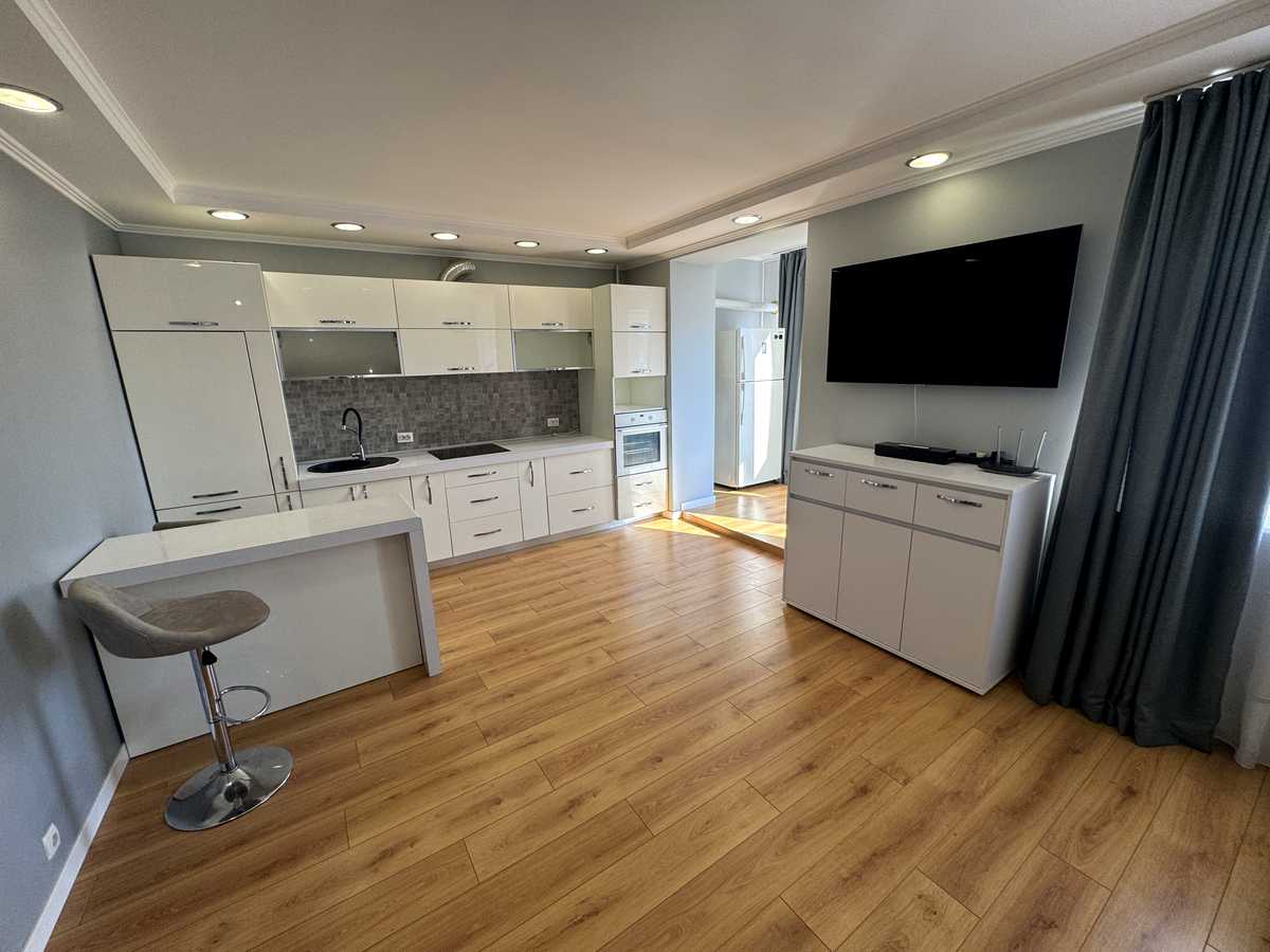 Квартира на вул. Зарічанська, 11б, ID 392146, фото №1