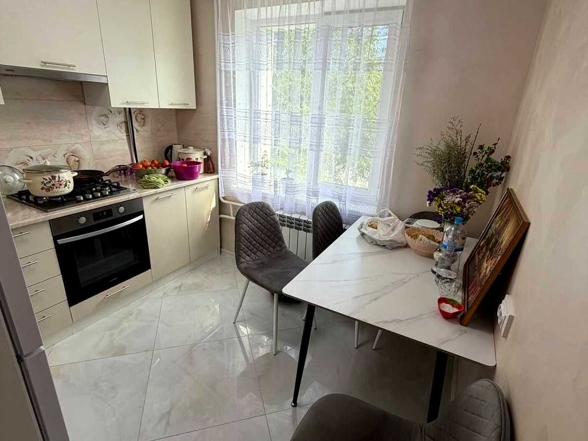 Квартира на вул. Зарічанська, 36/3, ID 392225, фото №1