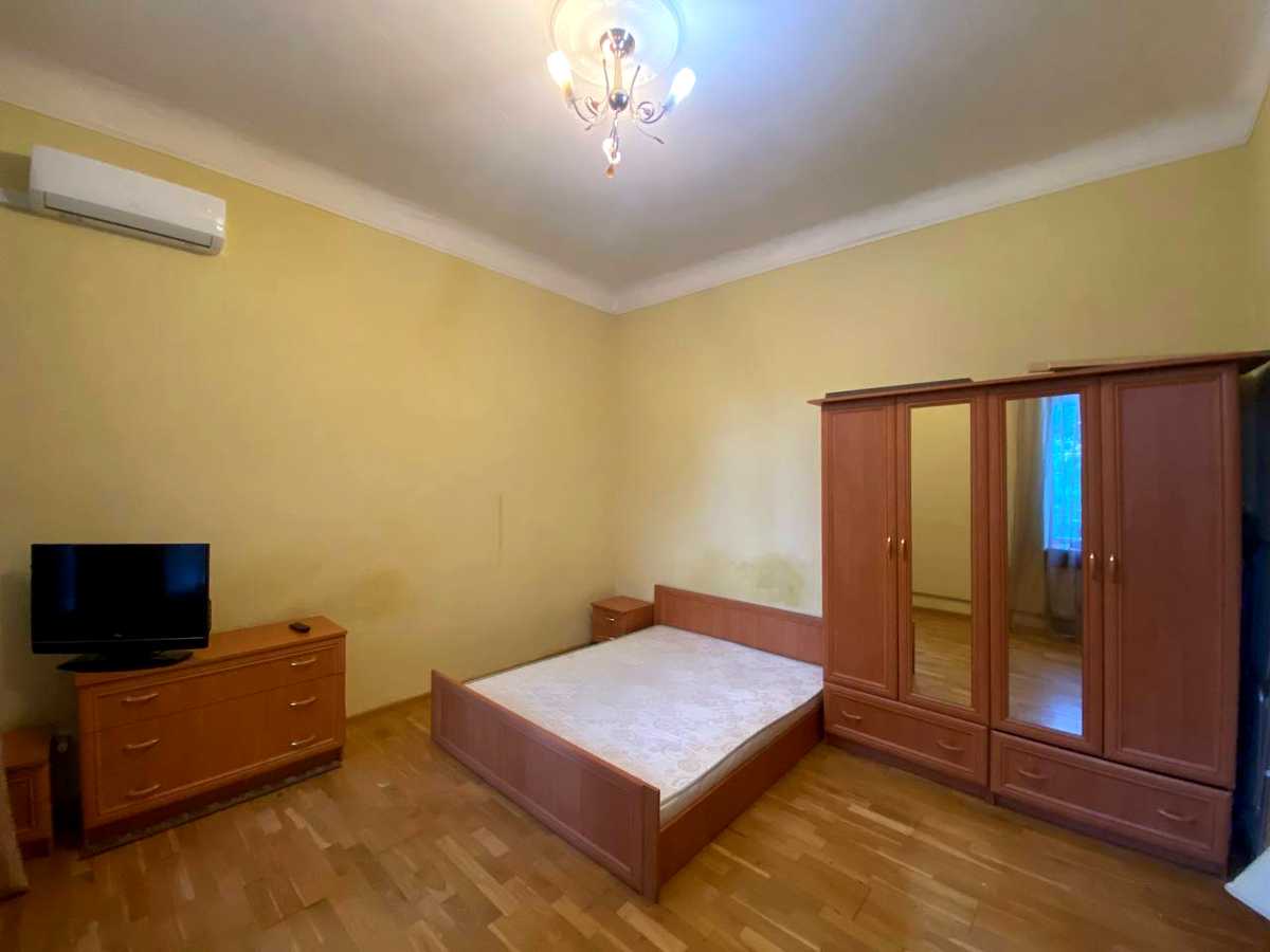 Квартира на вул. Верхній Вал, 40 в Київ, ID 317803, фото №1
