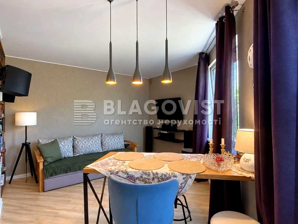 Купити квартиру за адресою вул. Прорізна, 5 в Київ на Findly.com.ua Квартира на вул. Прорізна, 5 в Київ, ID 329244, фото №1