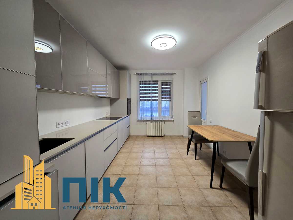 Купити квартиру за адресою просп. Миколи Бажана, 36 в Київ на Findly.com.ua Квартира на просп. Миколи Бажана, 36 в Київ, ID 331757, фото №1
