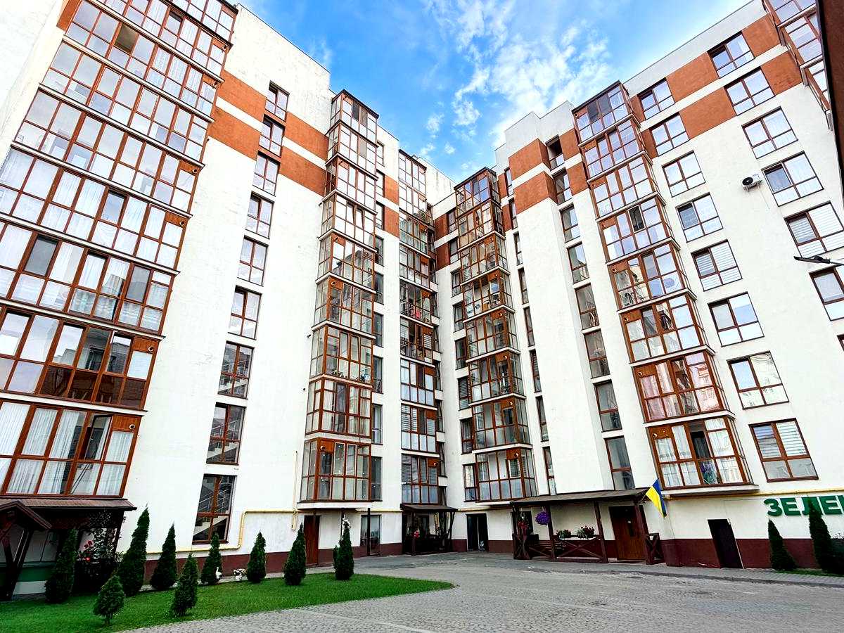Купити квартиру за адресою вул. Василя Стуса, 9Б на Findly.com.ua Квартира на вул. Василя Стуса, 9Б, ID 388971, фото №1