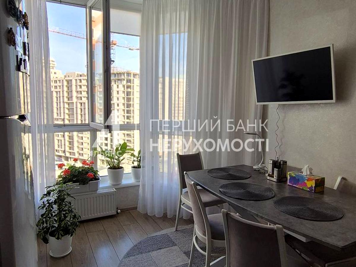 Квартира на вул. Євгена Чикаленка, 95/1, ID 362149, фото №1