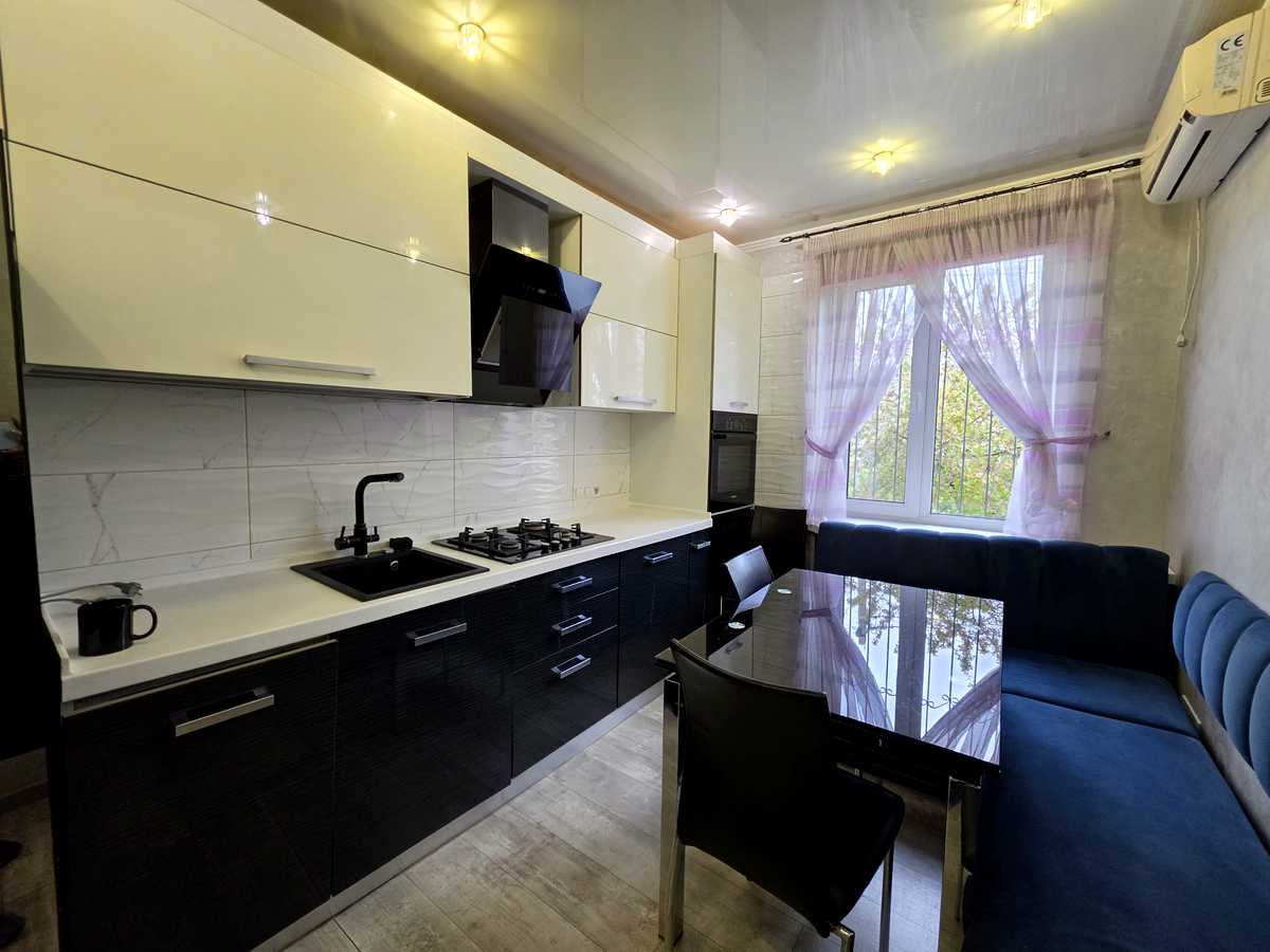 Квартира на вул. Славна, 9 в Кривому Розі, ID 389626, фото №14