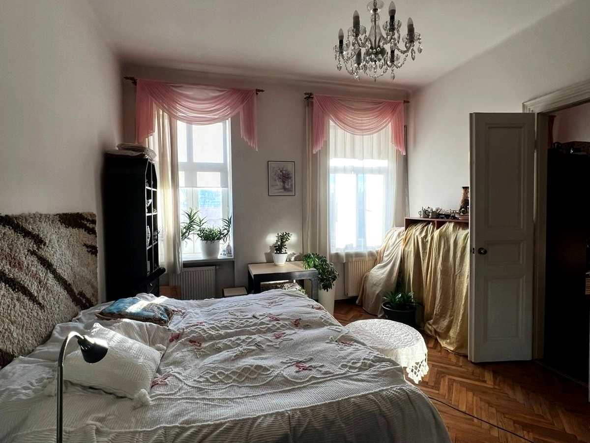 Купити квартиру за адресою вул. Алли Горської, 3 на Findly.com.ua Квартира на вул. Алли Горської, 3, ID 371615, фото №1