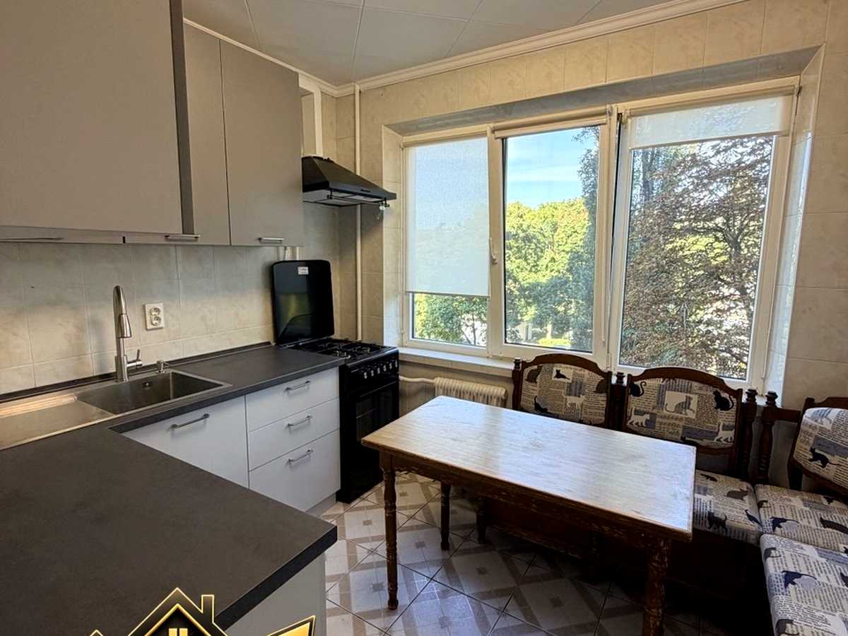 Квартира на просп. Леся Курбаса, 12В в Києві, ID 389854, фото №2