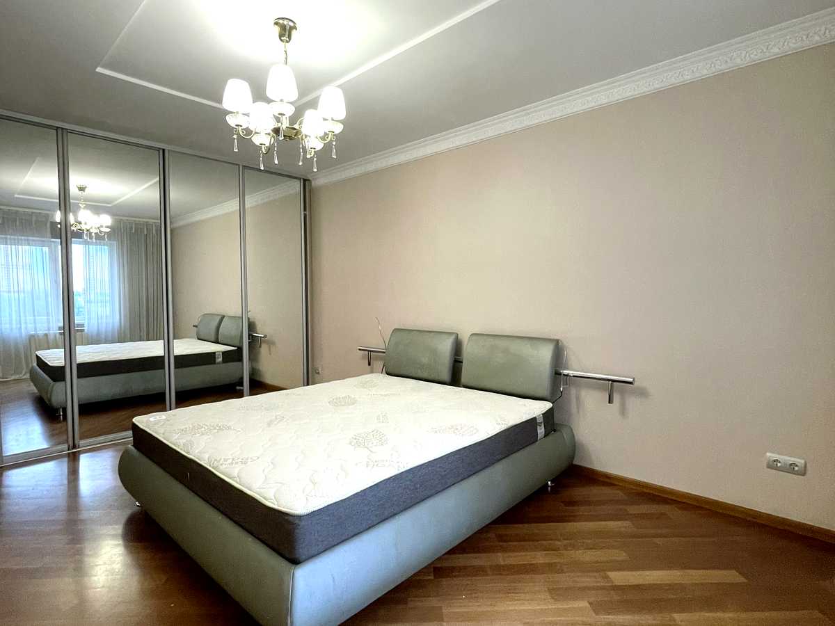 Квартира на вул. Срібнокільська, 2А в Києві, ID 373592, фото №2