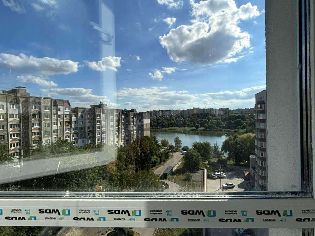 Купити квартиру за адресою вул. Максима Залізняка, 1Б на Findly.com.ua Квартира на вул. Максима Залізняка, 1Б, ID 388773, фото №1