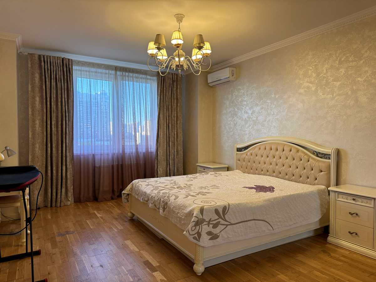 Квартира на вул. Раїси Окіпної, 4 в Києві, ID 410673, фото №2