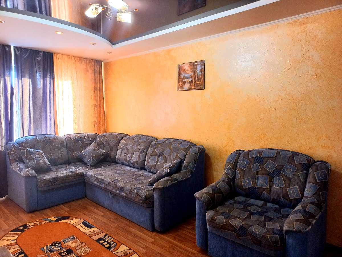 Орендувати квартиру за адресою вул. Ярослава Мудрого, 93 в Кривий Ріг на Findly.com.ua Квартира на вул. Ярослава Мудрого, 93 в Кривий Ріг, ID 394558, фото №1