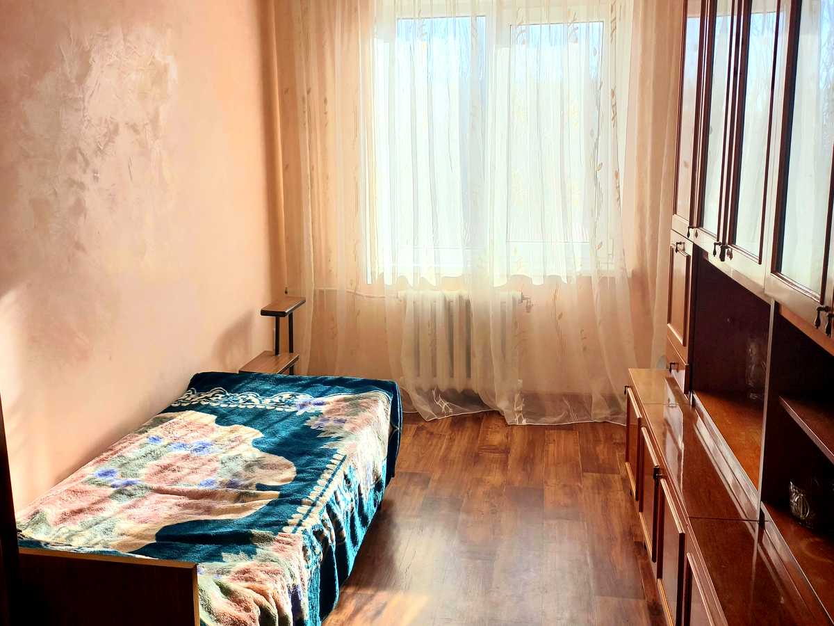 Орендувати квартиру за адресою вул. Ярослава Мудрого, 93 в Кривий Ріг на Findly.com.ua Квартира на вул. Ярослава Мудрого, 93 в Кривий Ріг, ID 394262, фото №1