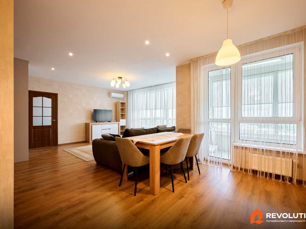 Квартира на вул. Зарічна, 1Г, ID 396728, фото №1