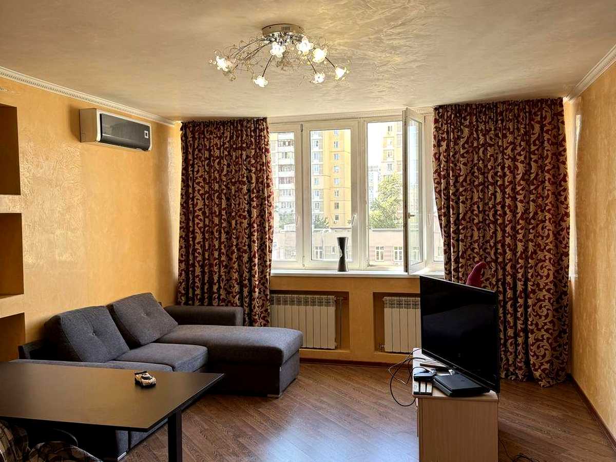 Квартира на вул. Срібнокільська, 1 в Києві, ID 411418, фото №2