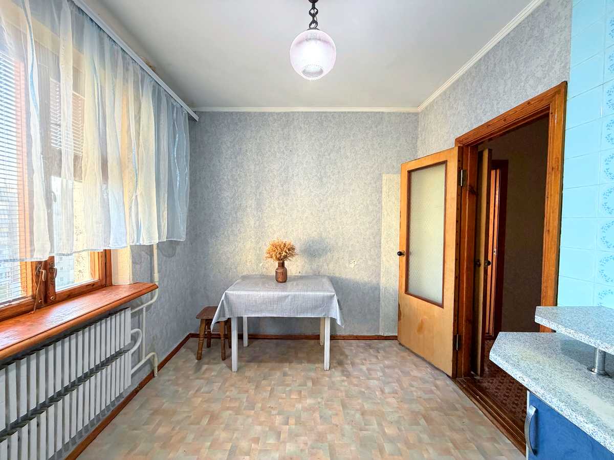 Купити квартиру за адресою вул. Панаса Мирного, 28 на Findly.com.ua Квартира на вул. Панаса Мирного, 28, ID 405508, фото №1
