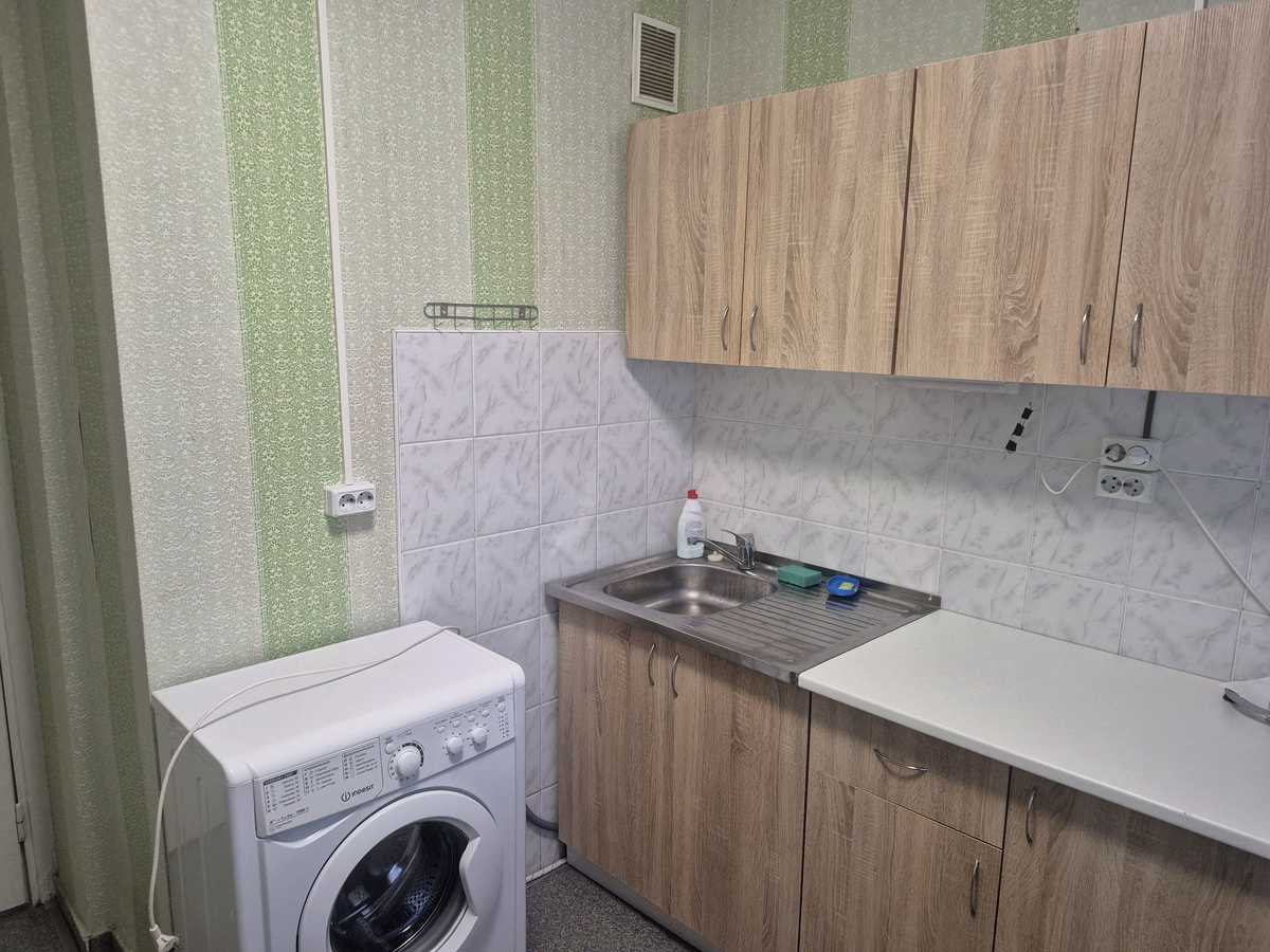 Орендувати квартиру за адресою вул. Дністровська, 19 на Findly.com.ua Квартира на вул. Дністровська, 19, ID 409809, фото №1