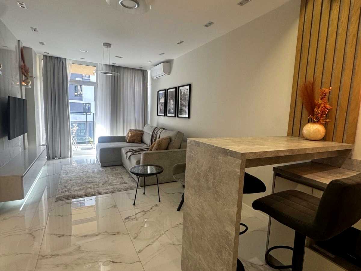 Квартира на вул. Салютна, 2к18, ID 458963, фото №1